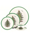 What makes Spode the world's best selling Christmas china pattern? Since its introduction in 1937, Spode has been adding new pieces to the classic Christmas Tree dinnerware collection. Every year there's something new and wonderful to collect.