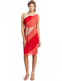 BCBGMAXAZRIA Women's Hailey V Neck Pleated Ties Dress BCBGMAXAZRIA Women's Hailey V Neck Pleated Ties Dress