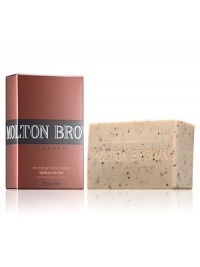 Winner of the 2009 Allure Best of Beauty Awards in the guys stuff category. This exfoliating soap bar is packed with Madagascan black pepper oil and cracked peppercorns to add serious spice to bathing. This deeply cleanses and smoothes the skin. 8.8 oz. Winner of the 2009 Allure Best of Beauty Awards in the guys stuff category. This exfoliating soap bar is packed with Madagascan black pepper oil and cracked peppercorns to add serious spice to bathing. This deeply cleanses and smoothes the skin. 8.8 oz.