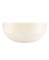 An elegant classic, the Butler's Pantry serving bowl adds a vintage touch to every gathering. Embossed vines and a fluted base create a soft, feminine look while superior Lenox craftsmanship ensures exceptional durability.