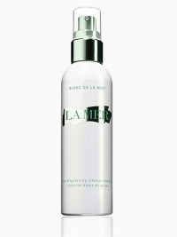 This gentle and highly effective collection hydrates deeply, diminishes hyper-pigmentation and disperses dullness to unveil skin's pure beauty. Skin is soothed, refined and polished to an impeccable clarity. 4.2 oz. This gentle and highly effective collection hydrates deeply, diminishes hyper-pigmentation and disperses dullness to unveil skin's pure beauty. Skin is soothed, refined and polished to an impeccable clarity. 4.2 oz.