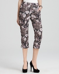 Slip into these Ella Moss floral-printed pants for a straight-from-the-runway look. Slip into these Ella Moss floral-printed pants for a straight-from-the-runway look.