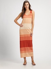 Sunrise hues add radiant, ombre charm to this striped style with a flattering scoop neckline.ScoopneckSleevelessPull-on styleRacerback65% linen/35% cottonMachine washImported