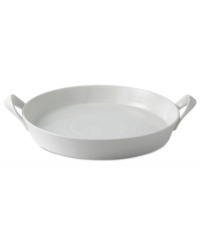 Designed to commemorate Royal Doulton's founding year, the large 1815 serving dish is crafted using traditional technique and embossed with an 1815 mark. With a versatile white glaze and artisan feel. Designed to commemorate Royal Doulton's founding year, the large 1815 serving dish is crafted using traditional technique and embossed with an 1815 mark. With a versatile white glaze and artisan feel.