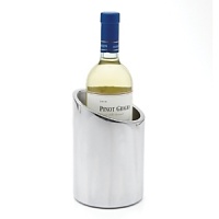 Our classic wine server, resized for this new version, holds timeless practical appeal. An ideal house warming gift, you can be certain that it will compliment celebrations for years to come. Our classic wine server, resized for this new version, holds timeless practical appeal. An ideal house warming gift, you can be certain that it will compliment celebrations for years to come.