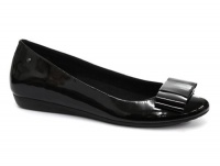 Rockport Women's Faye Flat Bow Ballet Flat,Black Patent Leather,5.5 M US Rockport Women's Faye Flat Bow Ballet Flat,Black Patent Leather,5.5 M US