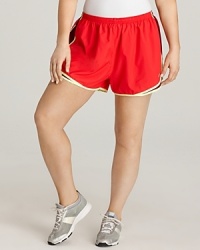 Boasting a bold siren-red hue, these Nike shorts make for a show-stopping workout. Boasting a bold siren-red hue, these Nike shorts make for a show-stopping workout.