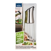 Dress salads and more with the perfect mix of oil and vinegar in one simple step. This hard-working bottle from Trudeau is designed to pour a six-to-one ratio of oil to vinegar, and also features buttons for pouring each ingredient separately. Dress salads and more with the perfect mix of oil and vinegar in one simple step. This hard-working bottle from Trudeau is designed to pour a six-to-one ratio of oil to vinegar, and also features buttons for pouring each ingredient separately.