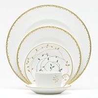 Vera Wang, in collaboration with Wedgwood, has designed a tableware collection full of understated elegance, classic beauty that embraces the ultra chic, sophisticated style that Vera is known for. Gilded Leaf takes its inspiration from the Greek and Neo-classical accents used in Vera Wangs Spring 2008 Bridal Collection. The gold and platinum mixed motifs invoke themes of nature and spring with graceful and subtle flourishes. This collection is designed to stand-alone or to mix and match. Vera Wang, in collaboration with Wedgwood, has designed a tableware collection full of understated elegance, classic beauty that embraces the ultra chic, sophisticated style that Vera is known for. Gilded Leaf takes its inspiration from the Greek and Neo-classical accents used in Vera Wangs Spring 2008 Bridal Collection. The gold and platinum mixed motifs invoke themes of nature and spring with graceful and subtle flourishes. This collection is designed to stand-alone or to mix and match.