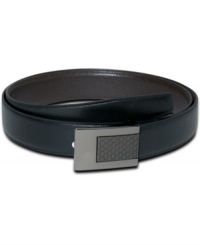 Add a modern edge to your look with this etched plaque reversible belt from Tumi. Add a modern edge to your look with this etched plaque reversible belt from Tumi.