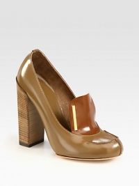 Impeccably crafted of buttery two-tone leather with contrast stitching, sleek goldtone bars and a sky-high heel. Stacked heel, 4¼ (110mm)Leather upperLeather lining and solePadded insoleMade in ItalyOUR FIT MODEL RECOMMENDS ordering true size. 