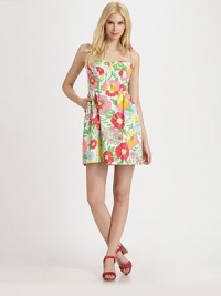 Bold flowers adorn this A-line dress with a retro-inspired neckline and classic seams for a great fit and convenient slash pockets.Sweetheart necklineSkinny strapsPadded, underwire cupsAllover printSlash pocketsExposed back zipperAbout 19 from natural waistCottonHand washImported Model shown is 5'10 (177cm) wearing US size 4. Bold flowers adorn this A-line dress with a retro-inspired neckline and classic seams for a great fit and convenient slash pockets.Sweetheart necklineSkinny strapsPadded, underwire cupsAllover printSlash pocketsExposed back zipperAbout 19 from natural waistCottonHand washImported Model shown is 5'10 (177cm) wearing US size 4.
