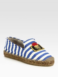 A nautical-inspired favorite in striped canvas with a colorful embroidered patch and textured rope edging. Covered platform, 1 (25mm)Canvas upperEspadrille and leather liningRubber solePadded insoleMade in Spain A nautical-inspired favorite in striped canvas with a colorful embroidered patch and textured rope edging. Covered platform, 1 (25mm)Canvas upperEspadrille and leather liningRubber solePadded insoleMade in Spain