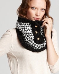 Experience easy style in this chunky MICHAEL Michael Kors neck warmer, featuring functional gold buttons for versatile wear. Experience easy style in this chunky MICHAEL Michael Kors neck warmer, featuring functional gold buttons for versatile wear.