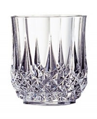 A fine vintage. Reminiscent of the most ornate jewelry of the Gilded Age, this set of Diamax double old-fashioned drinking glasses is cut in crystal-clear glass with popular Longchamps styling.