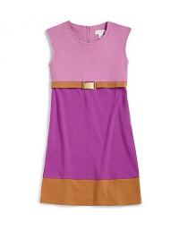 THE LOOKColorblock designRound necklineSleevelessEmpire waist with metal detailBack zip closureTHE MATERIALCottonCARE & ORIGINMachine washImported THE LOOKColorblock designRound necklineSleevelessEmpire waist with metal detailBack zip closureTHE MATERIALCottonCARE & ORIGINMachine washImported
