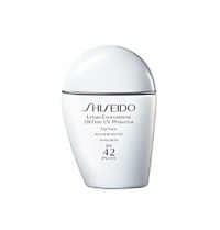 Oil-free daily protector against 3 major causes of skin cell damage: UV Rays, oxidation and over production of sebum. This ultra-light formulation spreads smoothly and contains mineral powders and herbal extracts to maintain a pore-free and shine-free finish. Formulated with Shiseido's highly effective multi-defense sun protection system and advanced skincare ingredients which prevent damage and free radical production. Suitable for oily skin types. Oil-free daily protector against 3 major causes of skin cell damage: UV Rays, oxidation and over production of sebum. This ultra-light formulation spreads smoothly and contains mineral powders and herbal extracts to maintain a pore-free and shine-free finish. Formulated with Shiseido's highly effective multi-defense sun protection system and advanced skincare ingredients which prevent damage and free radical production. Suitable for oily skin types.