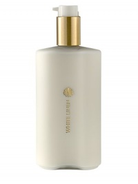 An American classic from the first moment, White Linen captures the crispness of clean sheets on a summer day, and the coolness of white flowers and fresh greenery. Bulgarian Rose, Violet and Orris blossoms lend a kind of natural elegance that transcends the seasons. Wonderful any time of year, this luxurious, yet lightweight lotion absorbs instantly, leaves skin feeling moisturized, smooth, silky...and surrounded with this crisp, naturally elegant scent. 8.4 oz. An American classic from the first moment, White Linen captures the crispness of clean sheets on a summer day, and the coolness of white flowers and fresh greenery. Bulgarian Rose, Violet and Orris blossoms lend a kind of natural elegance that transcends the seasons. Wonderful any time of year, this luxurious, yet lightweight lotion absorbs instantly, leaves skin feeling moisturized, smooth, silky...and surrounded with this crisp, naturally elegant scent. 8.4 oz.