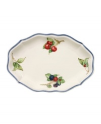 The Cottage Inn pickle dish/gravy stand is a colorful addition to the sophisticated table. Lush, dancing clusters of ripened blueberries, raspberries and cherries are a stunning contrast on creamy white porcelain and lend every meal a touch of traditional elegance. The Cottage Inn pickle dish/gravy stand is a colorful addition to the sophisticated table. Lush, dancing clusters of ripened blueberries, raspberries and cherries are a stunning contrast on creamy white porcelain and lend every meal a touch of traditional elegance.