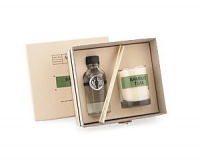 Part of the signature series collection. This reed diffuser comes in glass, with decorative cap and natural diffuser reeds, using the finest ingredients and fragrance oils available. Matching scented votive burns for 18 hours. Part of the signature series collection. This reed diffuser comes in glass, with decorative cap and natural diffuser reeds, using the finest ingredients and fragrance oils available. Matching scented votive burns for 18 hours.