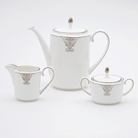 Vera Wang, in collaboration with Wedgwood, has designed a tableware collection full of understated elegance, classic beauty that embraces the ultra chic, sophisticated style that Vera is known for. Imperial Scroll features a graceful platinum scroll adornment that brings to mind ancient royal artwork. Vera Wang, in collaboration with Wedgwood, has designed a tableware collection full of understated elegance, classic beauty that embraces the ultra chic, sophisticated style that Vera is known for. Imperial Scroll features a graceful platinum scroll adornment that brings to mind ancient royal artwork.
