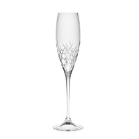 Building on her best-selling Duchesse collection, Vera Wang introduces Duchess Encore, a contemporary update to the original. Sophisticated and elegant, it sparkles and shines with timeless allure. Building on her best-selling Duchesse collection, Vera Wang introduces Duchess Encore, a contemporary update to the original. Sophisticated and elegant, it sparkles and shines with timeless allure.
