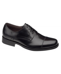 Polished leather panels and a timeless cap toe construction on this pair of men's dress shoes adds sleek style to all of your favorite tailored looks. Polished leather panels and a timeless cap toe construction on this pair of men's dress shoes adds sleek style to all of your favorite tailored looks.