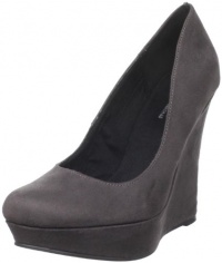 Michael Antonio Women's Gezana-2 Wedge Pump Michael Antonio Women's Gezana-2 Wedge Pump