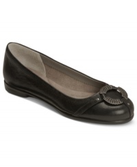 Perfect for your workday. Aerosoles' Rebecca flats feature a brushed gun mental circle detail at the toe.