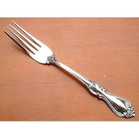 Towle Silversmiths T090702 Queen Elizabeth Place Fork Towle Silversmiths T090702 Queen Elizabeth Place Fork