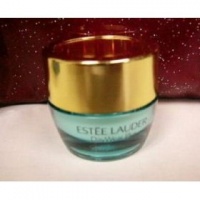 Estee Lauder DayWear Plus Multi-Protection Anti-Oxidant Creme SPF 15 Normal/Combination Skin .24oz/7ml Travel Size Estee Lauder DayWear Plus Multi-Protection Anti-Oxidant Creme SPF 15 Normal/Combination Skin .24oz/7ml Travel Size