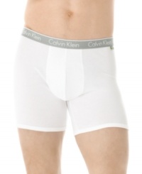 Calvin Klein fuses comfort and style with these stretch cotton boxer briefs, designed in a sporty, modern fit that goes where you go. Calvin Klein fuses comfort and style with these stretch cotton boxer briefs, designed in a sporty, modern fit that goes where you go.