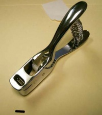 Hand Held ID Badge Slotted Hole Punch, ID Card Punching Tool, Slotting Puncher Pliers Hand Held ID Badge Slotted Hole Punch, ID Card Punching Tool, Slotting Puncher Pliers