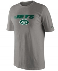 From the pre-game to after-party, show off your New York Jets pride in this NFL football t-shirt from Nike. From the pre-game to after-party, show off your New York Jets pride in this NFL football t-shirt from Nike.
