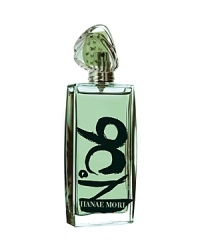Bergamot and mandarin blends with blackcurrant to intensify the fruity freshness of the top note. The bouquet of jasmine, orange blossom and peony highlights the elegant floral notes. Modern musks fuse with sandalwood to enhance the warmth and sensuality of this delicate and feminine fragrance. Bergamot and mandarin blends with blackcurrant to intensify the fruity freshness of the top note. The bouquet of jasmine, orange blossom and peony highlights the elegant floral notes. Modern musks fuse with sandalwood to enhance the warmth and sensuality of this delicate and feminine fragrance.