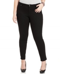 Team all your fave tops with Jessica Simpson's plus size jeggings, finished by a black wash. Team all your fave tops with Jessica Simpson's plus size jeggings, finished by a black wash.