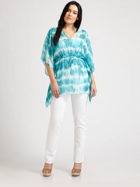 Explore your inner bohemian with this tie-dye tunic featuring flowing, kimono sleeves and a figure-defining, Empire waist. V-neckKimono sleevesDrawstring waistAbout 31 from shoulder to hemPolyesterMachine washImported Explore your inner bohemian with this tie-dye tunic featuring flowing, kimono sleeves and a figure-defining, Empire waist. V-neckKimono sleevesDrawstring waistAbout 31 from shoulder to hemPolyesterMachine washImported