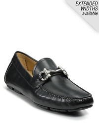 The Parigi loafer finishes your look with sophistication. It features a moc toe and a gancini bit at the tongue. The Parigi loafer finishes your look with sophistication. It features a moc toe and a gancini bit at the tongue.
