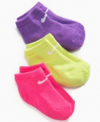She can show off her moves and her electric style with these comfy low-cut socks from Nike. She can show off her moves and her electric style with these comfy low-cut socks from Nike.