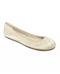 Hold on tight to something super cute and versatile. Unlisted's Save Me flats are dressy enough to be worn with something fancy, but can easily fit in with casual looks too. Hold on tight to something super cute and versatile. Unlisted's Save Me flats are dressy enough to be worn with something fancy, but can easily fit in with casual looks too.