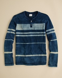 Distressed denim stripes add a touch of texture to Deisel's cool longsleeve tee. Distressed denim stripes add a touch of texture to Deisel's cool longsleeve tee.