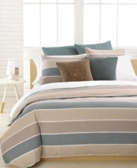 Give your bed a preppy makeover with this Lacoste Riquet duvet cover set. A landscape of laid-back hues in over-sized stripes add natural dimension for a clean-cut look. Button closure.