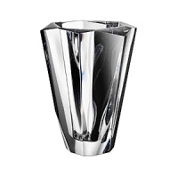 Shimmering facets and an asymmetrical design give this hand-cut, glistening crystal dish a shimmering, jewel-like look. Shimmering facets and an asymmetrical design give this hand-cut, glistening crystal dish a shimmering, jewel-like look.