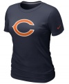 Team player. Show support for your favorite football team in this Chicago Bears NFL t-shirt from Nike.