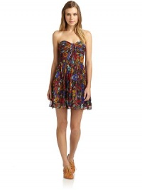 THE LOOKVibrant floral print on silk chiffon overlayStrapless sweetheart necklineRuched bust and centerBoned bodicePleated skirtBack zipper with hook-and-eye closureOptional shoulder strapsTHE FITAbout 27 from top to hemTHE MATERIALSilkFully linedCARE & ORIGINDry cleanImportedModel shown is 5'9 (175cm) wearing US size 4. THE LOOKVibrant floral print on silk chiffon overlayStrapless sweetheart necklineRuched bust and centerBoned bodicePleated skirtBack zipper with hook-and-eye closureOptional shoulder strapsTHE FITAbout 27 from top to hemTHE MATERIALSilkFully linedCARE & ORIGINDry cleanImportedModel shown is 5'9 (175cm) wearing US size 4.