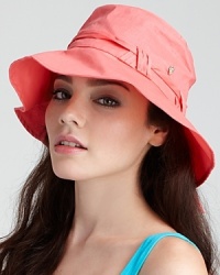 Hit the beach in this organdy sun hat with tie detail along a medium sized brim. Hit the beach in this organdy sun hat with tie detail along a medium sized brim.