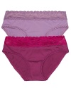 These stretchy briefs with pretty lace trim offer a flattering style from Natori. Style #756046.