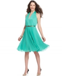 Accordion pleats make this Jones New York dress look extra alluring with its sleek belted waist and A-line silhouette. Accordion pleats make this Jones New York dress look extra alluring with its sleek belted waist and A-line silhouette.