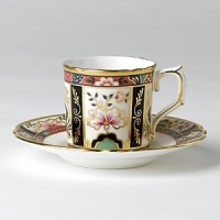 Royal Crown Derby has produced only the finest English bone china for over 250 years. Chelsea Garden is an intricate, textured pattern inspired by the textures and weaves of flowers and plants. Royal Crown Derby has produced only the finest English bone china for over 250 years. Chelsea Garden is an intricate, textured pattern inspired by the textures and weaves of flowers and plants.
