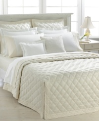 Diamond quilting in soft cotton brings to mind the elegance of vintage bedding in this Lauren Ralph Lauren's quilted coverlet. Featuring a paneled drop with split corners and button detailing and a channeled hem. Diamond quilting in soft cotton brings to mind the elegance of vintage bedding in this Lauren Ralph Lauren's quilted coverlet. Featuring a paneled drop with split corners and button detailing and a channeled hem.
